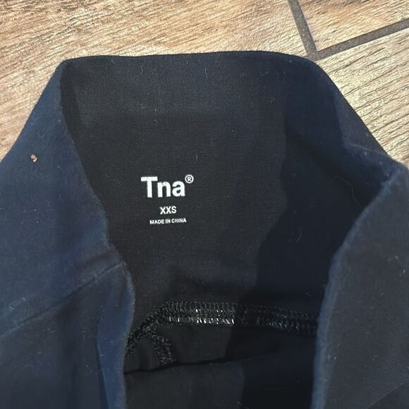🖤 Aritzia TNA Scrunch Leggings - Black, Size XXS - Picture 3 of 4